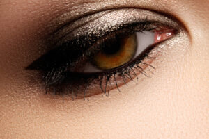 metallic eye makeup