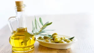 olive oil beauty benefits 2